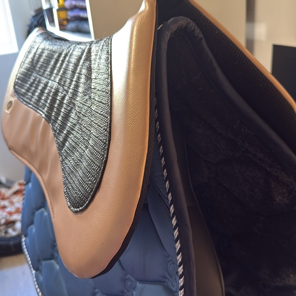 Ecogold Champagne Flip Half Pad - like new - Picture 5 of 5